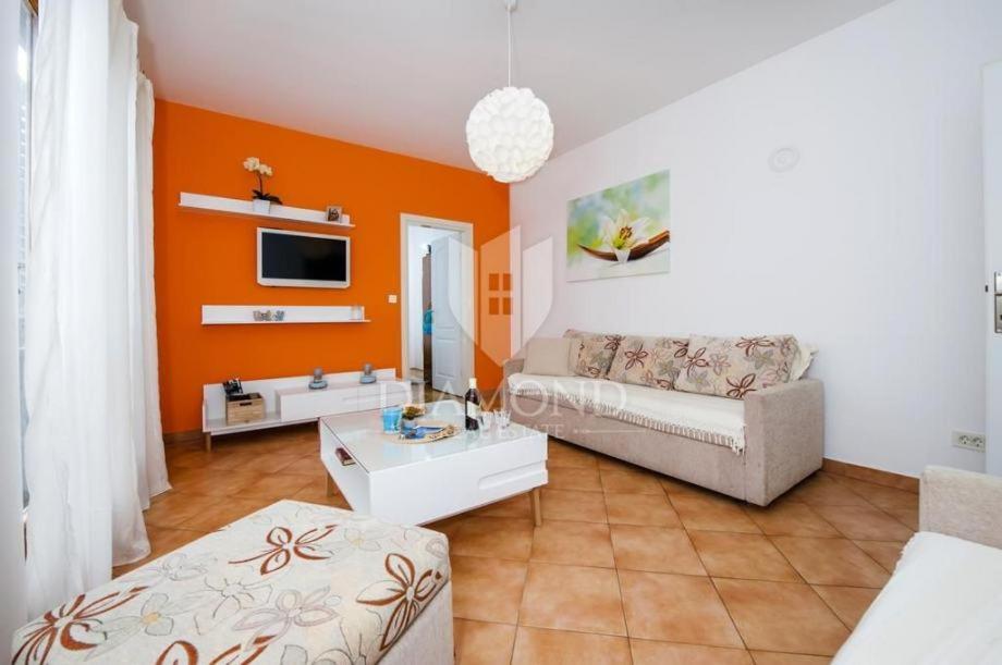 Apartmán Santa Eufemia Rovinj 10Min Walk To City & Free Garage Parking Exteriér fotografie